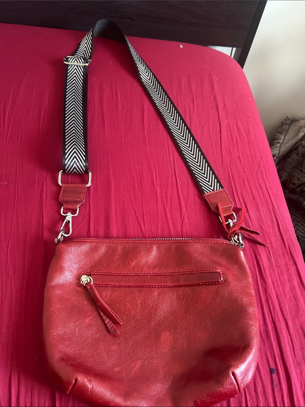 Vera Pelle Red Leather Crossbody with Black-and-White Herringbone Strap